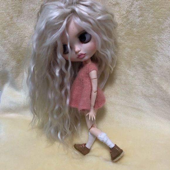 Blythe - Picture 5 of 11